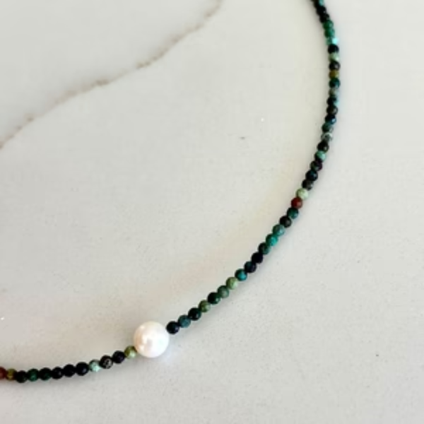 Abby Choker / Seaweed mix with pearl