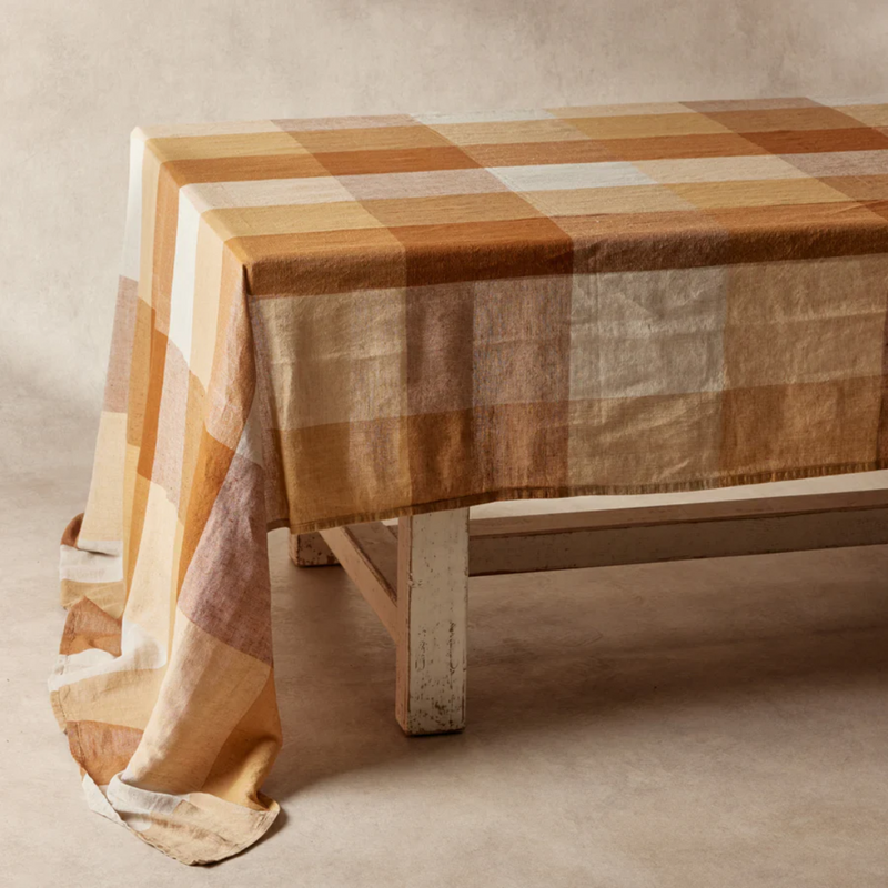 Harriet Tablecloth 160 x 260 / Marshmallow