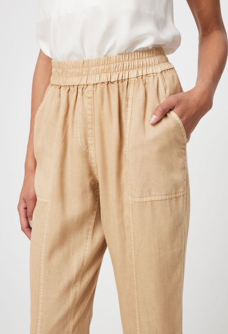 Tierra Rolled Cuff Tencel Jogger / Sand