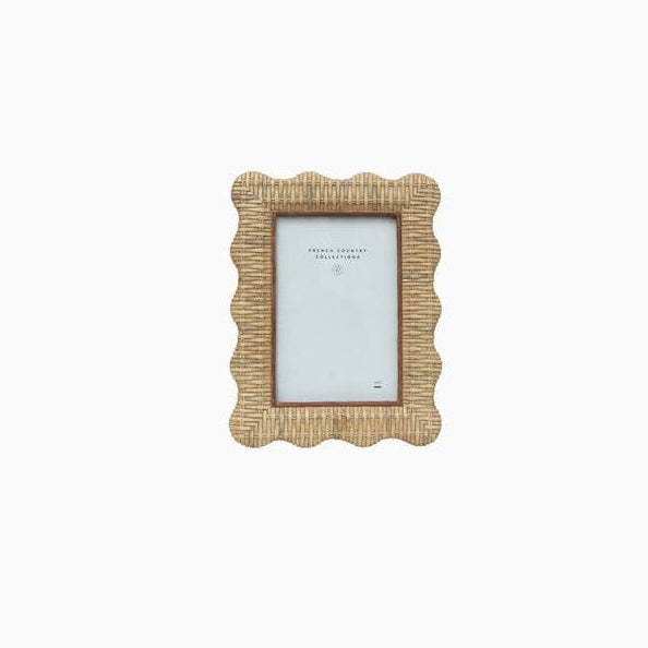 Rattan Wavy Photo Frame / 10 x 15cm