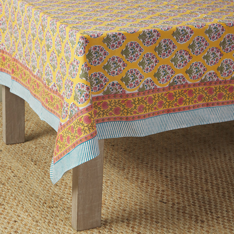 Tableau Umbria Tablecloth / Large