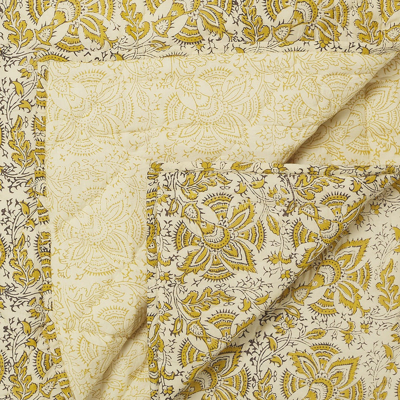 Clovelly Quilt / Golden